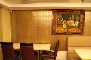 Oriental Lander Hotel