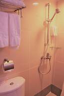 Oriental Lander Hotel