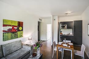 Comfort Aparthotel Lourdes Lorda