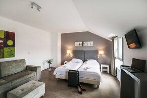 Comfort Aparthotel Lourdes Lorda