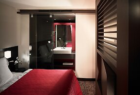 Hotel International