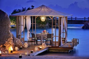 Baoase Luxury Resort