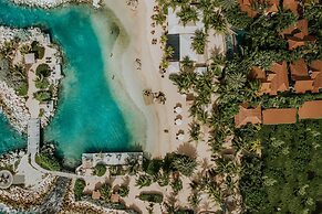 Baoase Luxury Resort