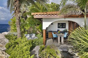 Baoase Luxury Resort