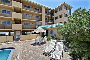 Oceans of Amelia Condos