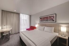Travelodge Hotel Melbourne Docklands