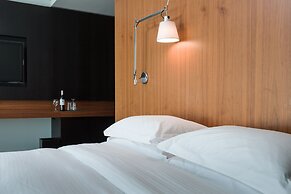 The Met Hotel, a member of Design Hotels