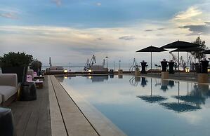 The Met Hotel, a member of Design Hotels