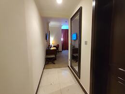 Grand Regal Hotel