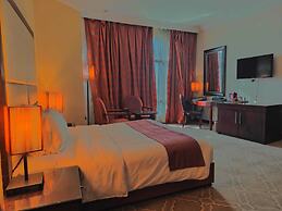 Grand Regal Hotel