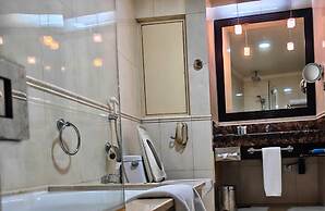 Grand Regal Hotel