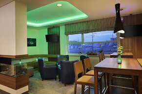 Holiday Inn Express Bremen Airport by IHG