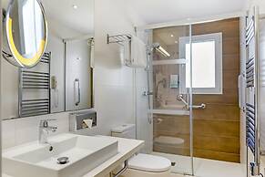 White Sands Beach Club