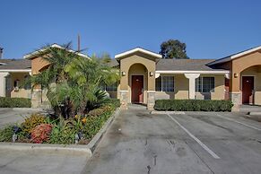 West Coast Inn - Near Gem Theatre