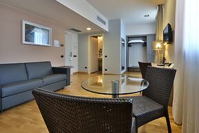 Best Western Falck Village Hotel