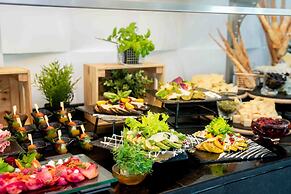 Holiday Inn Abu Dhabi by IHG