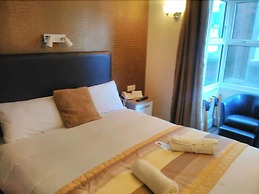 The Palm Court Hotel