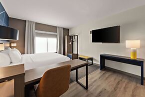 Comfort Suites Columbus East Broad