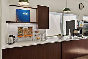 Comfort Suites Columbus East Broad