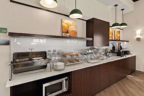 Comfort Suites Columbus East Broad