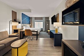 Comfort Suites Columbus East Broad