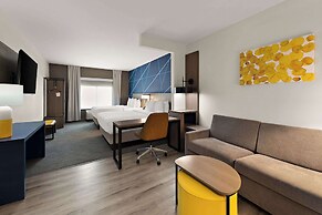 Comfort Suites Columbus East Broad