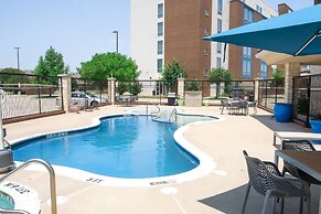 Hampton Inn & Suites Dallas/Lewisville-Vista Ridge Mall, TX