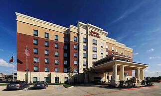 Hampton Inn & Suites Dallas/Lewisville-Vista Ridge Mall, TX