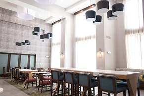 Hampton Inn & Suites Dallas/Lewisville-Vista Ridge Mall, TX