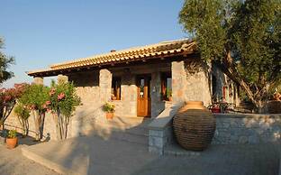 Melitsina Village Hotel