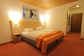 Hotel-Restaurant Bike&Snow Lederer