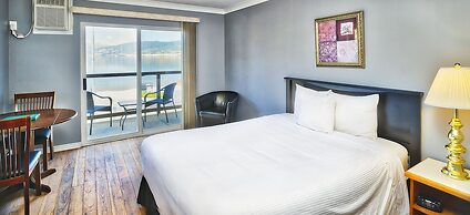 Tiki Shores Inn & Suites