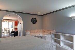 Tiki Shores Inn & Suites