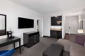 La Quinta Inn & Suites by Wyndham Austin - Cedar Park