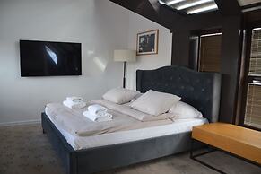 Great Polonia The Granary La Suite Hotel