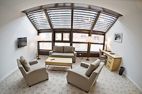 Great Polonia The Granary La Suite Hotel