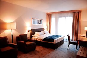 Great Polonia The Granary La Suite Hotel