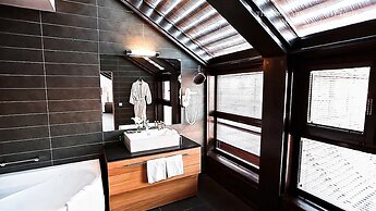 Great Polonia The Granary La Suite Hotel