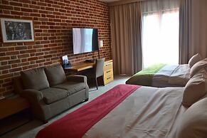 Great Polonia The Granary La Suite Hotel