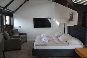 Great Polonia The Granary La Suite Hotel