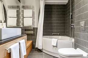 Great Polonia The Granary La Suite Hotel