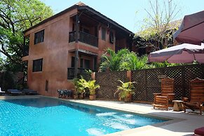 Rainforest Chiangmai Hotel