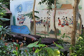 Rainforest Chiangmai Hotel