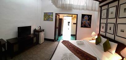 Rainforest Chiangmai Hotel