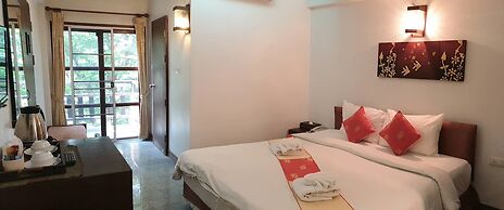 Rainforest Chiangmai Hotel