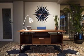Hotel Flora