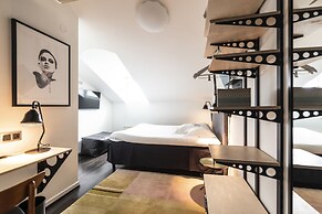 Hotel Flora