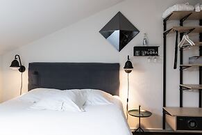 Hotel Flora