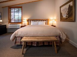 The Lodge at Riverside