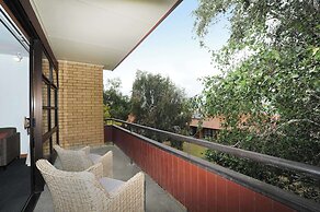 Quality Hotel Lincoln Green